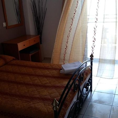 אפרטהוטל מטהמורפוסי House Petridis מראה חיצוני תמונה